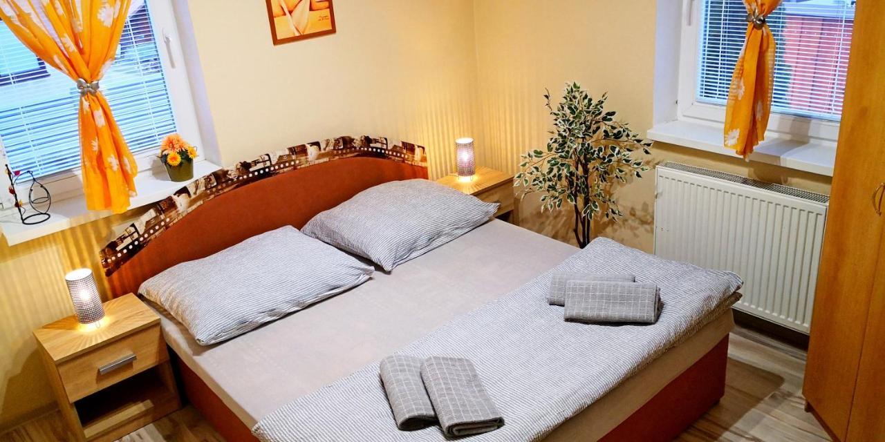 Apartmany Riviera A Chalupa Riviera Liptov, Bešeňová Екстериор снимка