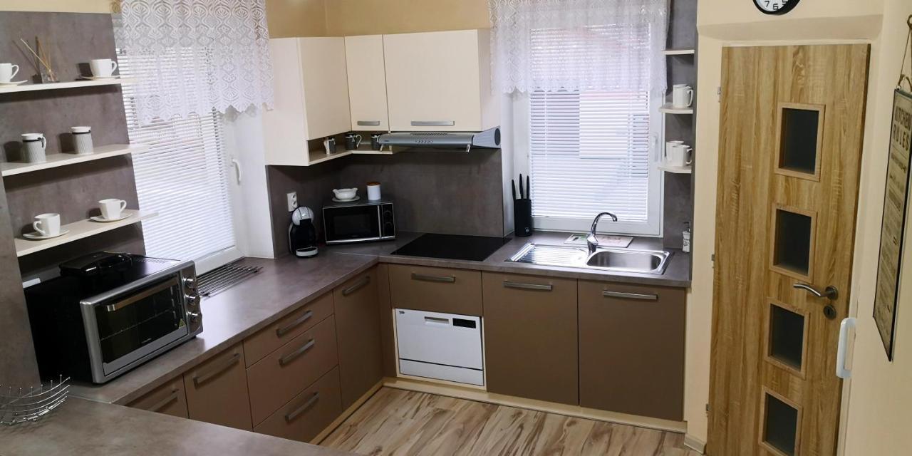 Apartmany Riviera A Chalupa Riviera Liptov, Bešeňová Екстериор снимка